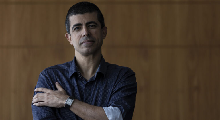 Marcius Melhem vira réu por violência psicológica e assédio