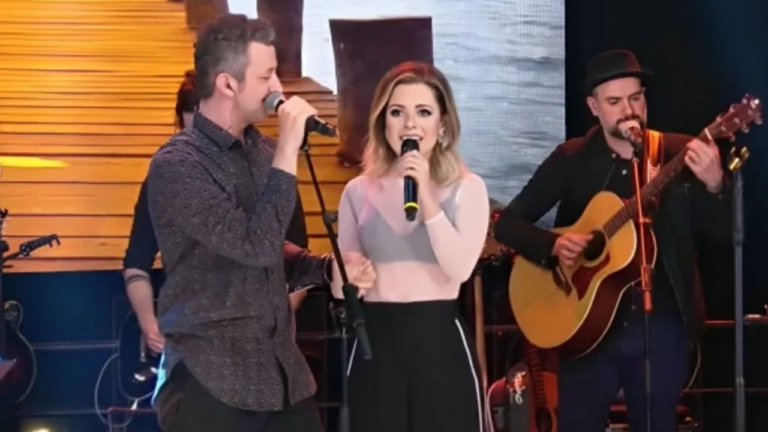 Após anunciar divórcio, Sandy e Lucas Lima participam do ‘Altas Horas’ juntos