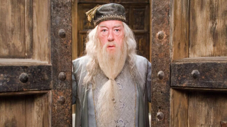 Morre Michael Gambon, 2º ator a interpretar Dumbledore em ‘Harry Potter’, aos 82 anos