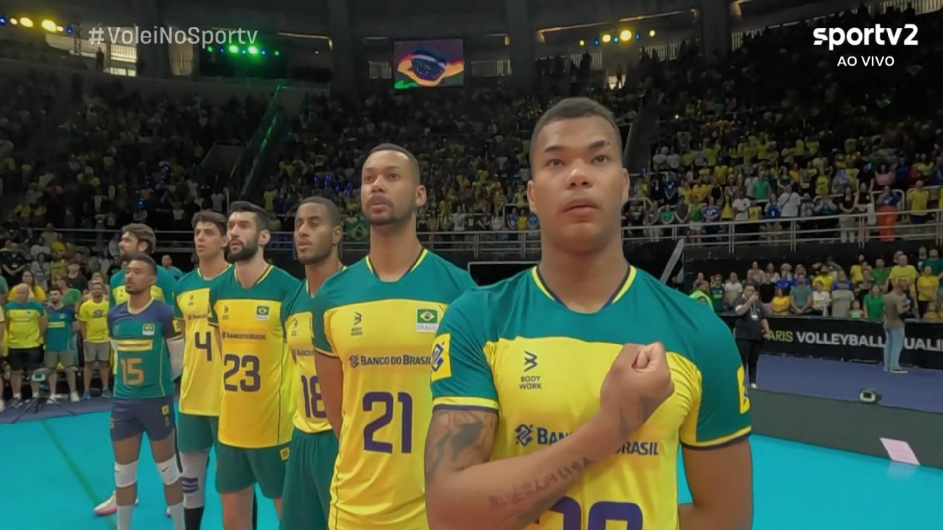 Darlan e Alan em jogo pela seleção masculina de vôlei
