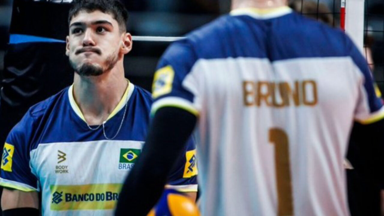 Honorato e Bruno em jogo pela Seleção Brasileira de Vôlei