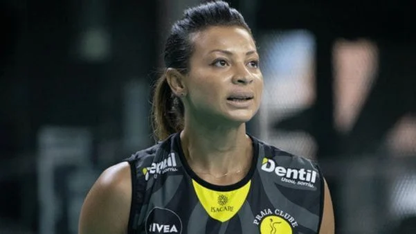 A jogadora acumulou um patrimônio milionário ao longo de seus 26 anos de carreira no vôlei (Créditos: Instagram)