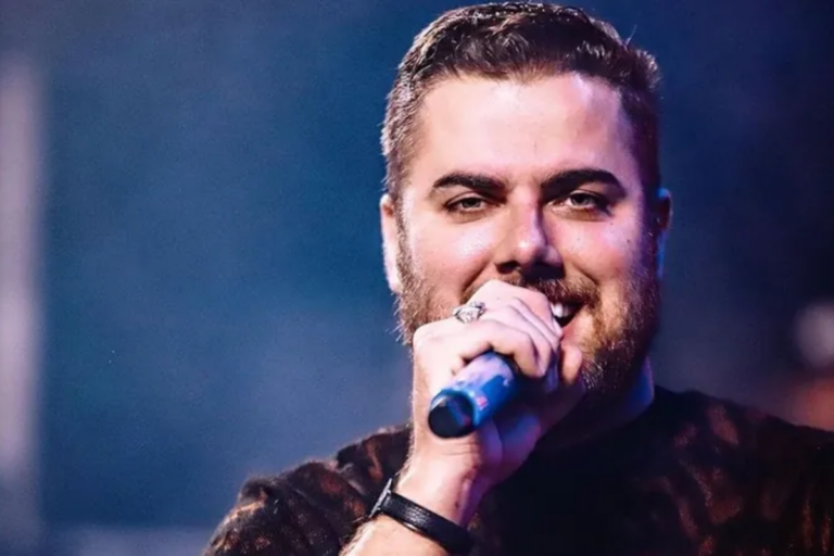 Filhos do sertanejo Zé Neto estavam no carro da mãe que seguia cantor na estrada