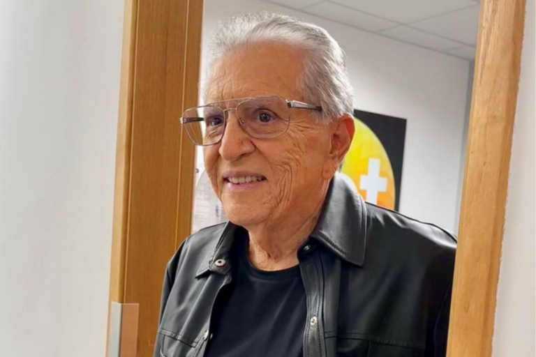 Carlos Alberto de Nóbrega é internado e passará por cirurgia no cérebro