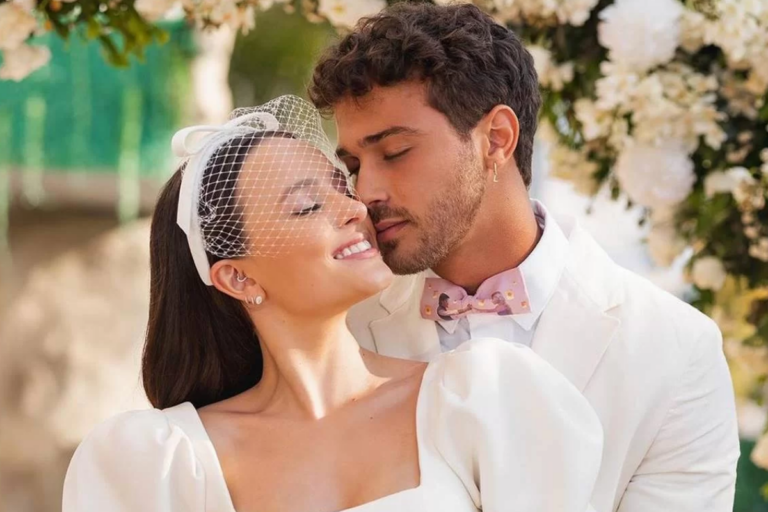 Larissa Manoela entra sozinha em seu casamento e viraliza na web: ‘Simbólico’