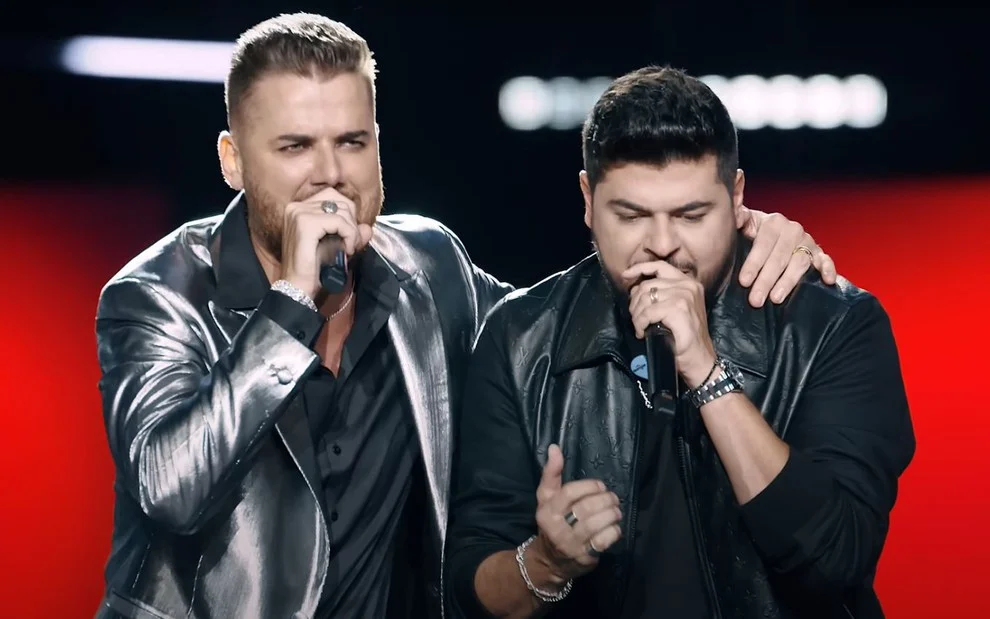 Zé Neto e Cristiano na gravação do DVD do álbum Escolhas; cantor atualizou estado do amigo (Créditos: Youtube)