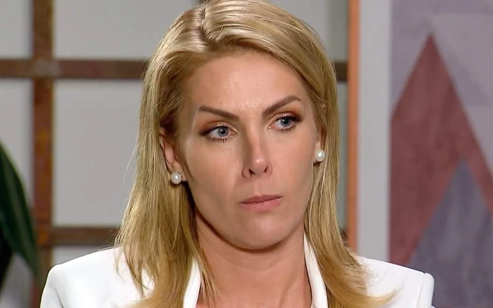 Ana Hickmann no Domingo Espetacular, da Record: apresentadora ficou sem plano de saúde (Créditos: TV Record)