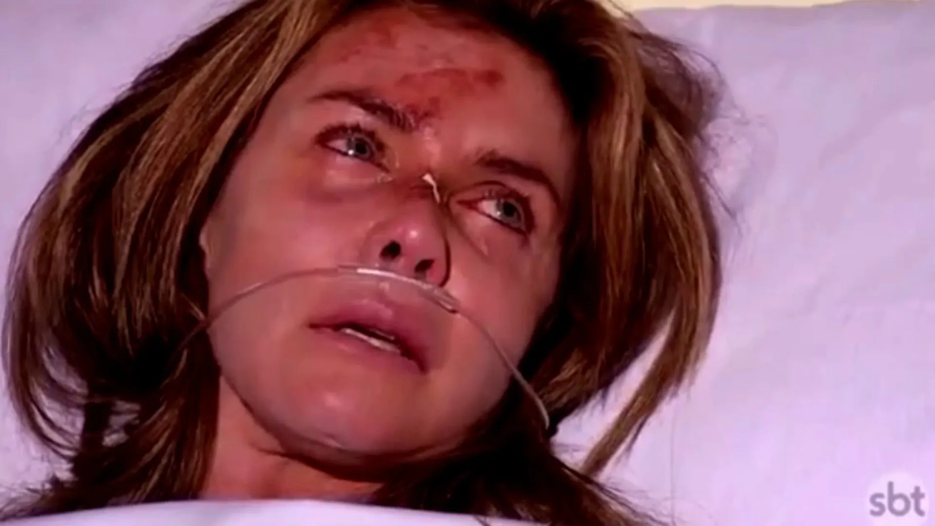 Carmen sofre acidente em Abismo de Paixão