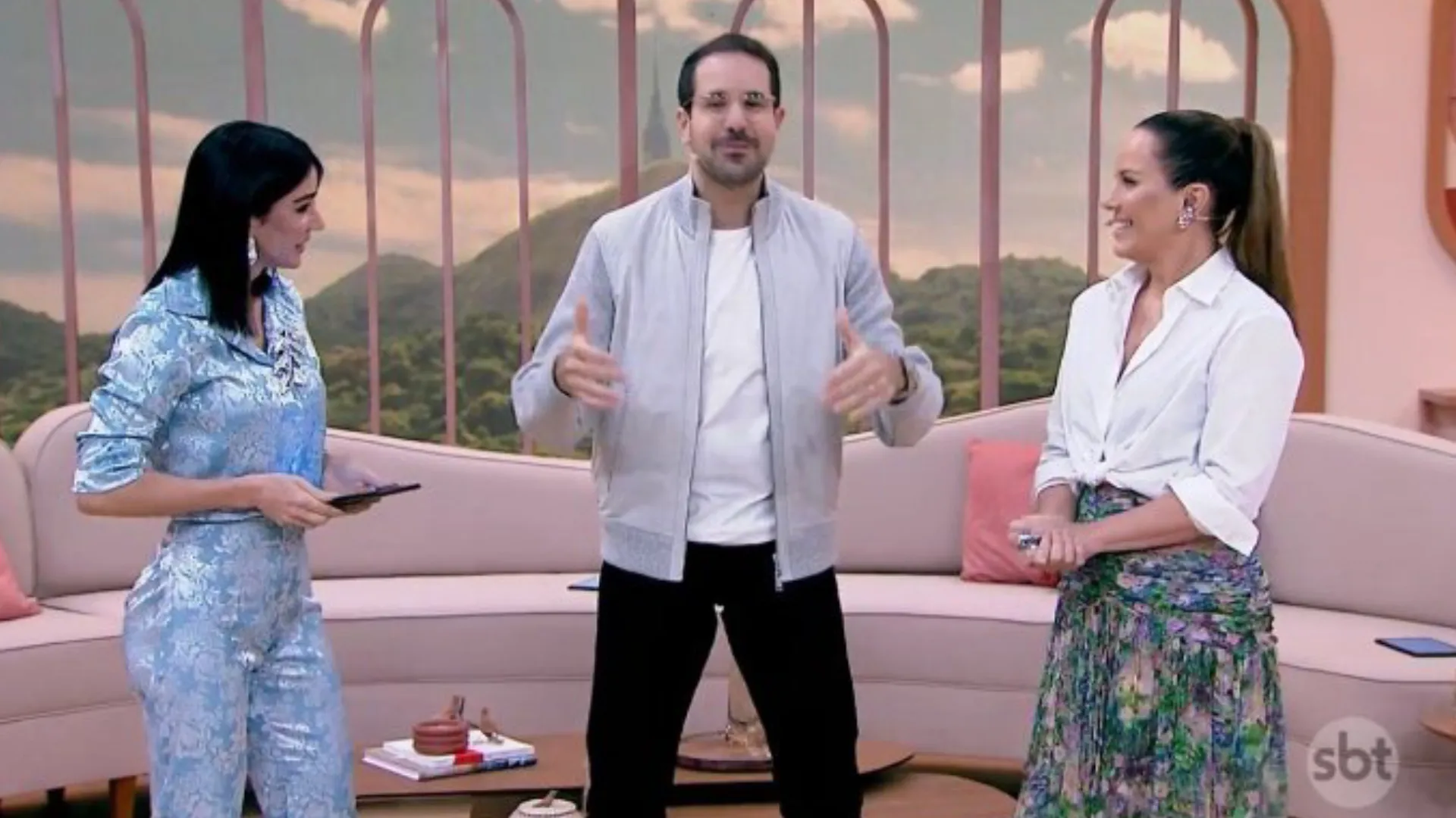 Chega Mais estreia no SBT