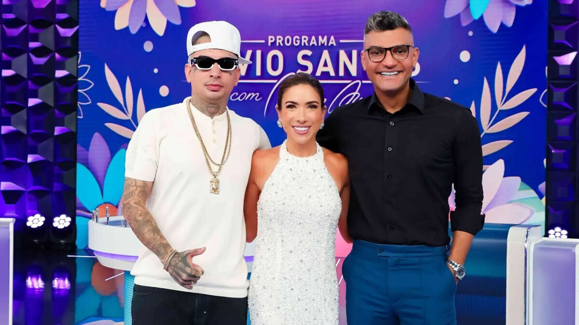 MC Guimê encara o teólogo Tiago Brunet no Programa Silvio Santos