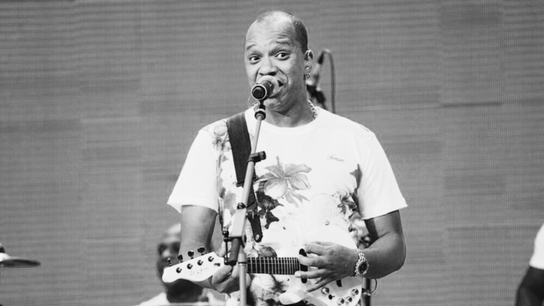 Morre Anderson Leonardo, do grupo Molejo, aos 51 anos