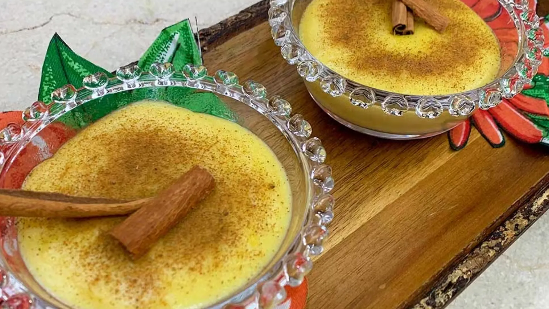 Curau cremoso do É de Casa