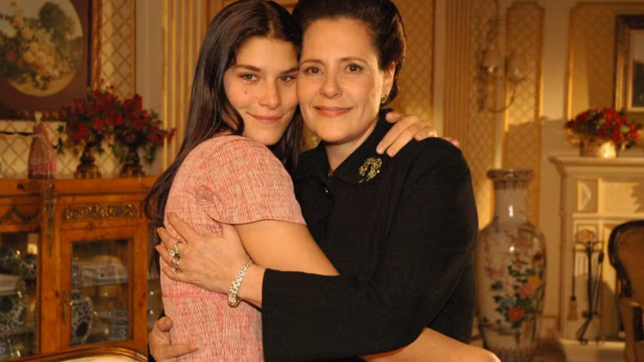 Elizabeth Savala em Alma Gêmea