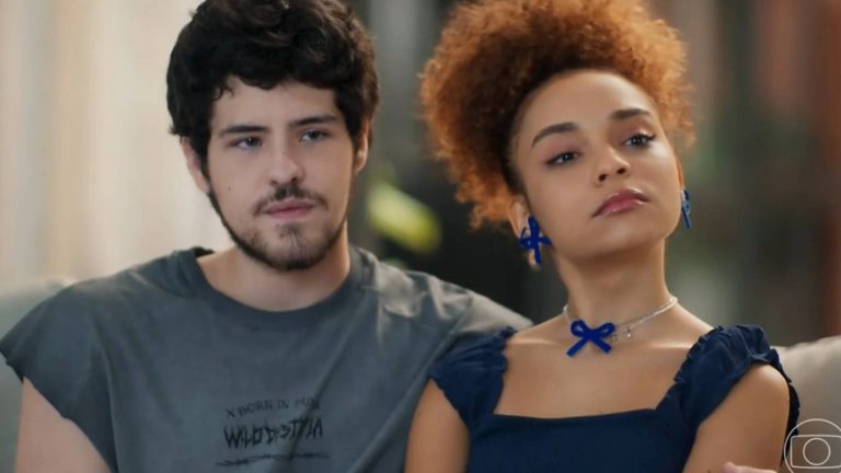 Mania de Você: Tomás bate de frente com Sirley e descobre segredo de Evelyn: “E nunca me falou nada?”