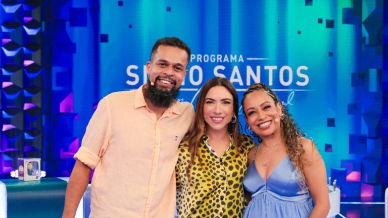 Programa Silvio Santos tem Namoro na TV com Mulher Melão e Jogo das 3 Pistas (15/12)