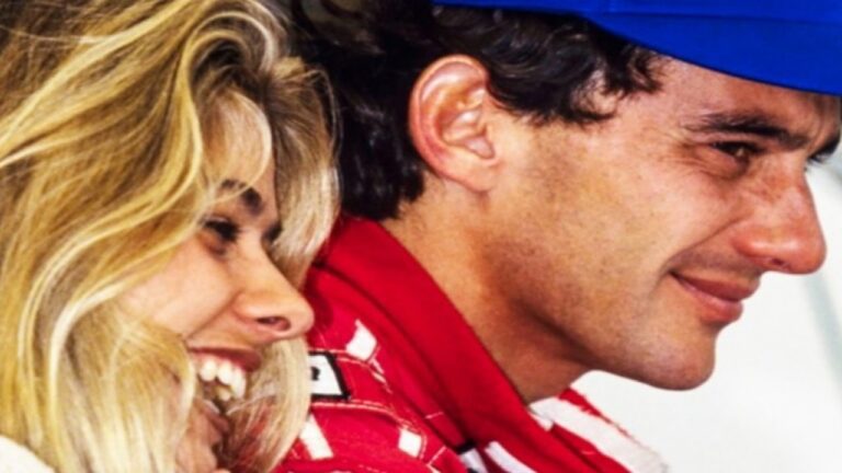 Adriane Galisteu se emociona com presente inspirado em Ayrton Senna