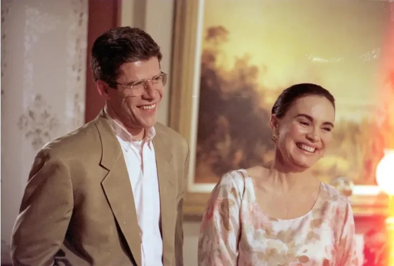 História de Amor: Último capítulo tem boa notícia de Helena e redenção de Joyce e Sheila
