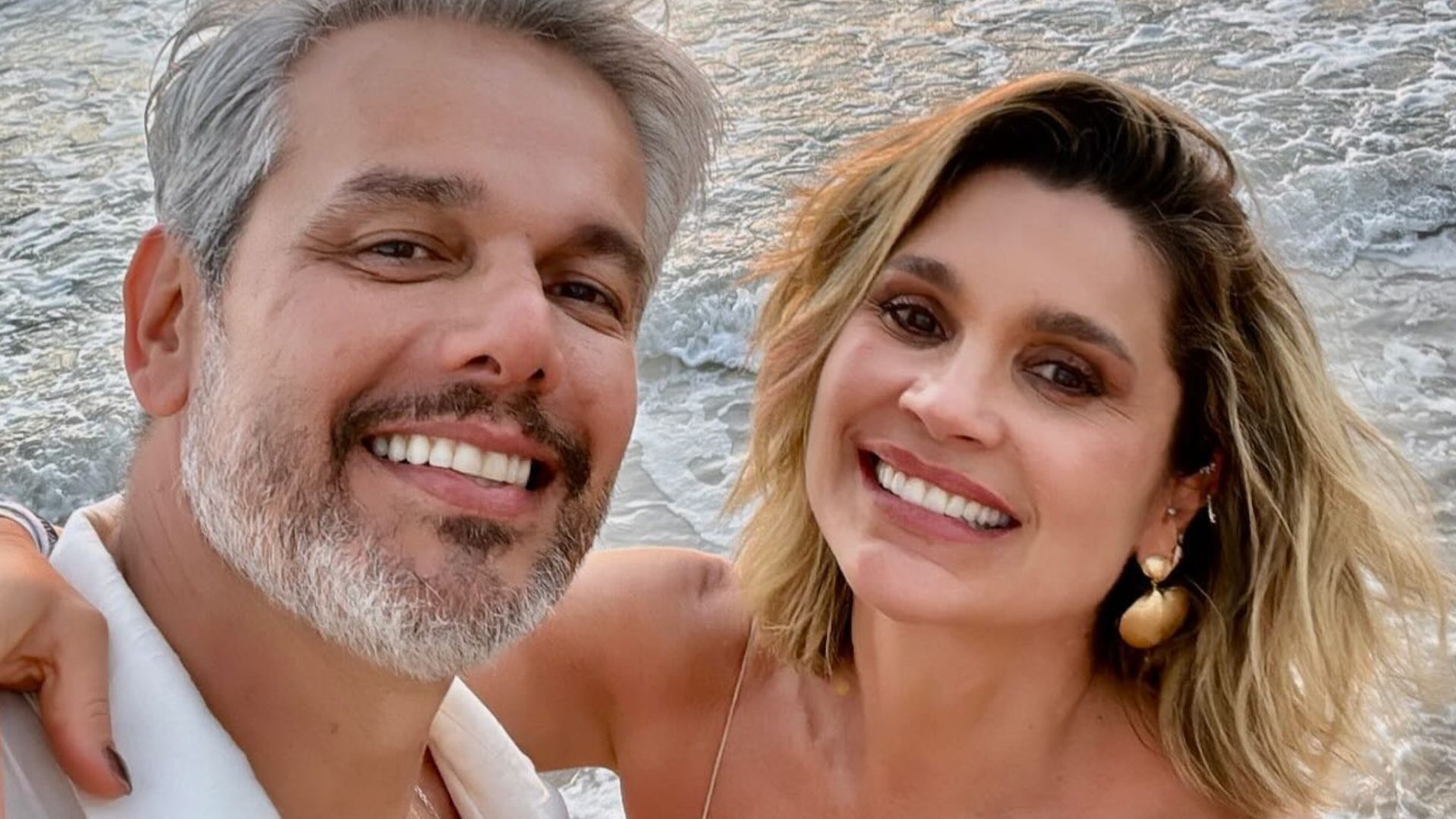 Otaviano Costa mostra fotos da viagem com Flávia Alessandra e as filhas a Milagres