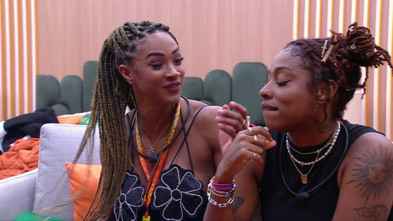 BBB 25: Thamiris especula possível romance entre Aline e outro brother