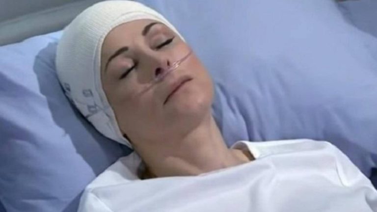 Quando Me Apaixono: Constanza piora no hospital e tem parada cardíaca
