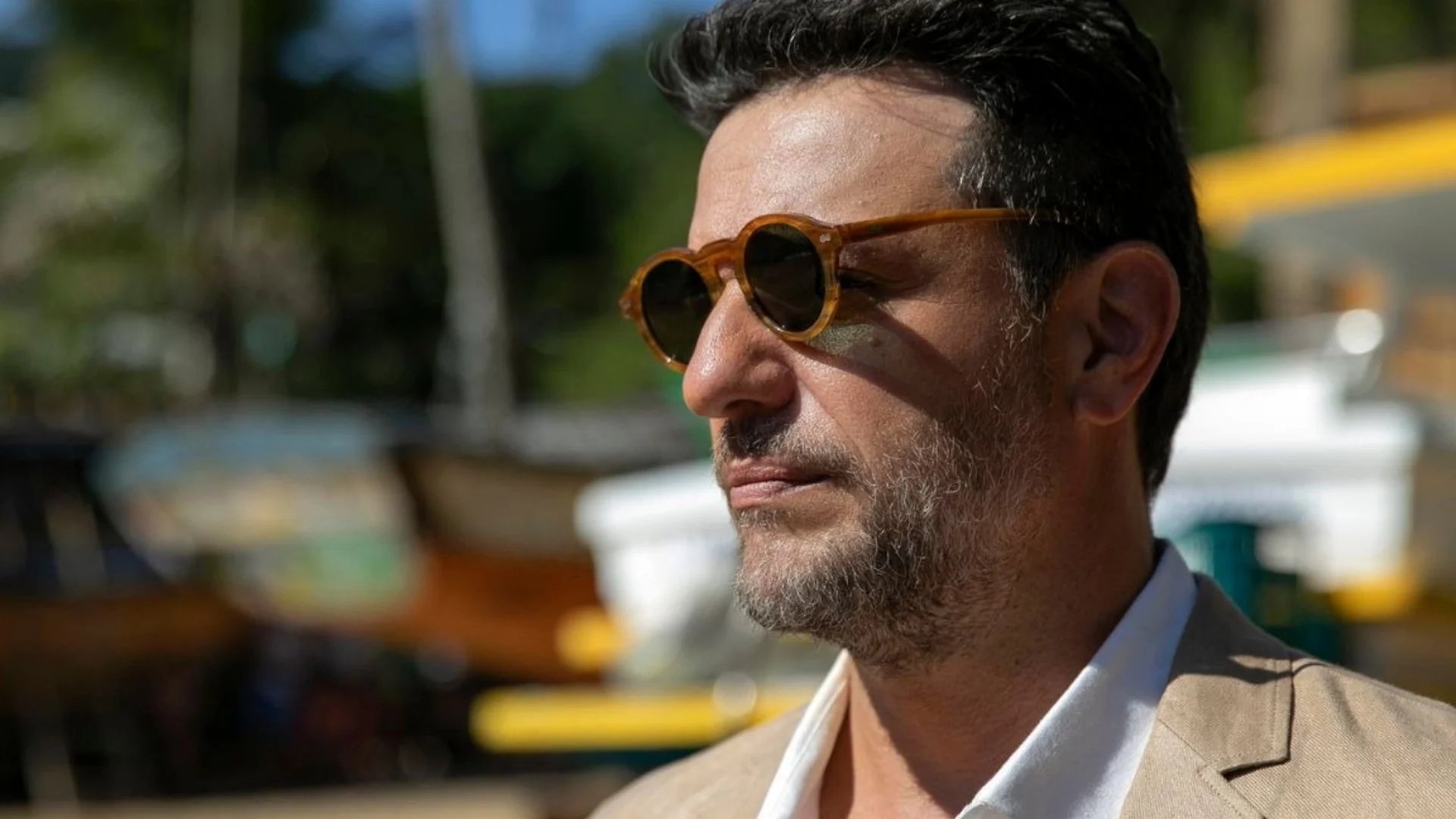 Mania de Você: Em reviravolta, Molina ressurge vivo e se esconde em iate de luxo