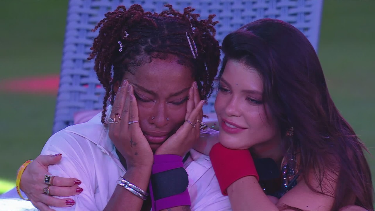 Vitória Strada consola Thamiris no BBB 25: 'Você tá bem? Que carinha é essa?'
