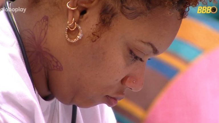 BBB 25: Camilla treme com possibilidade de ser eliminada: “Eu não quero sair”