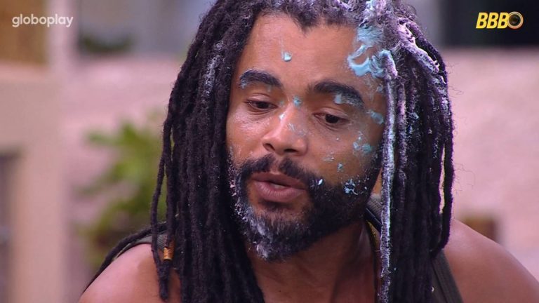 BBB 25: Diogo Almeida cai no choro após ser alvo de Vitória Strada no ‘Sincerão’: “Eu não achei justo”