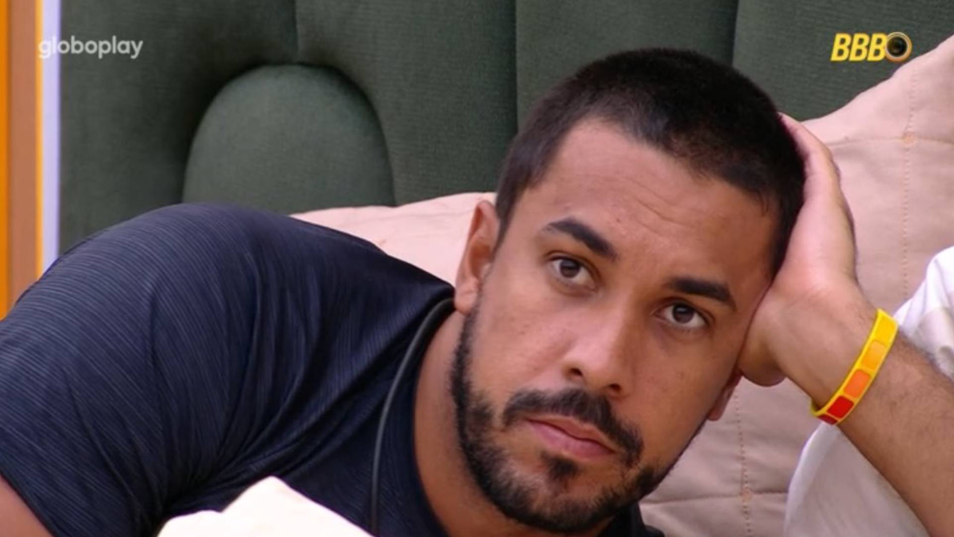 Maike pensativo no BBB 25