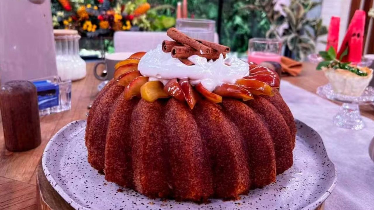 Bolo de quentão do Carmo Dalla Vecchia no Mais Você