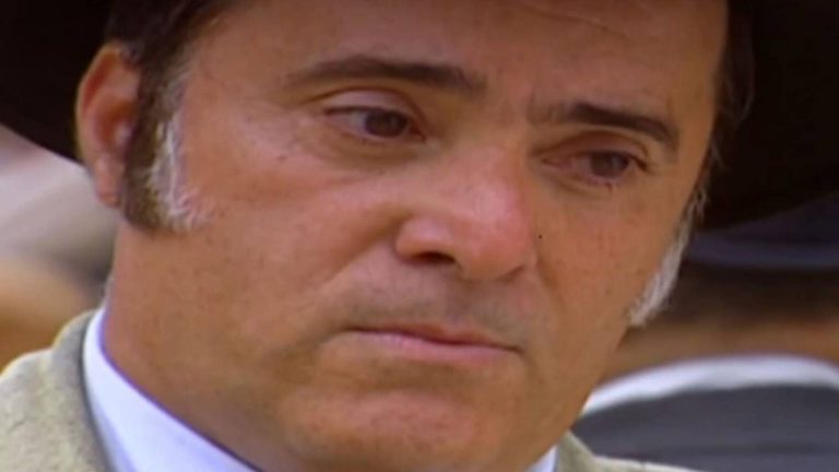 Cabocla: Boanerges não segura as lágrimas em despedida de fiel escudeiro: “Vá com Deus”