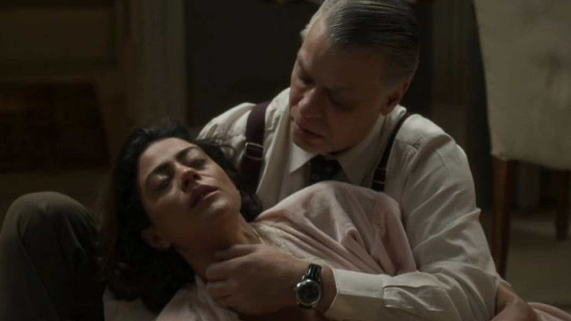 Clarice passa mal em Garota do Momento