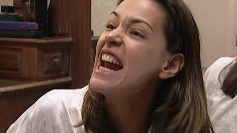 História de Amor: Paula morre atropelada? Megera vai parar no hospital e tem terrível notícia