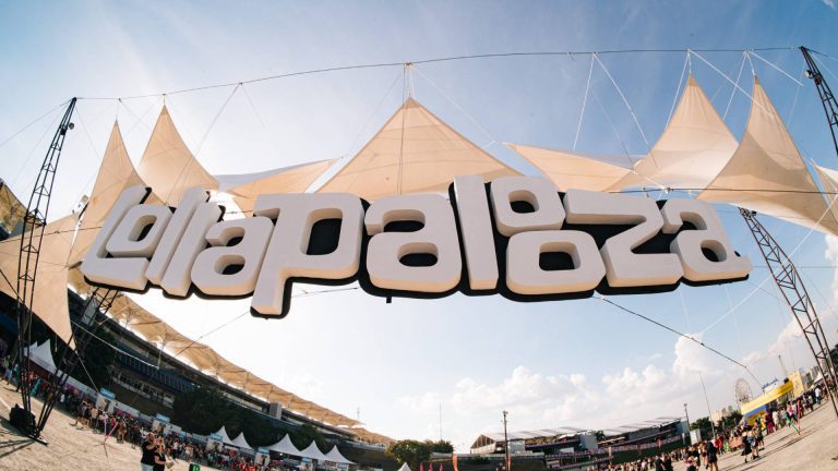 Lollapalooza Brasil 2025 adota ingressos 100% digitais via aplicativo