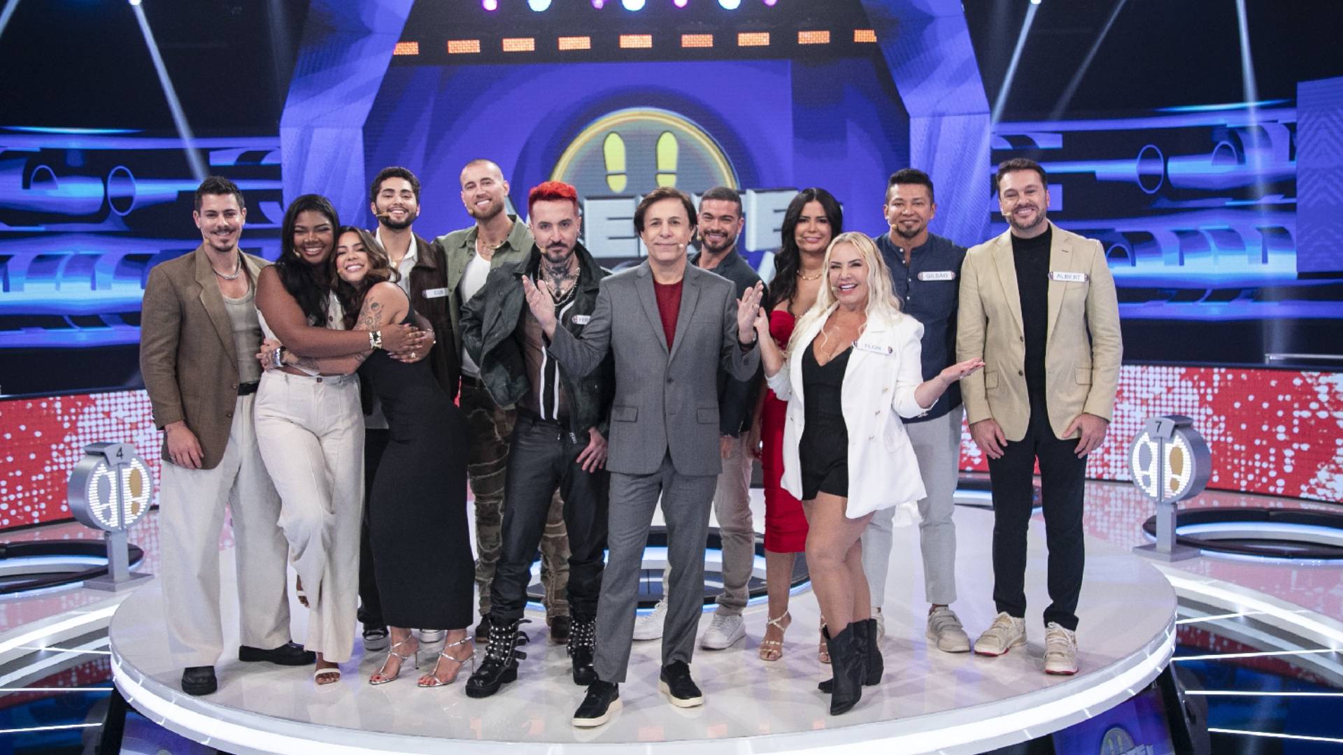 Ex-peões de A Fazenda 16 no Acerte ou Caia!