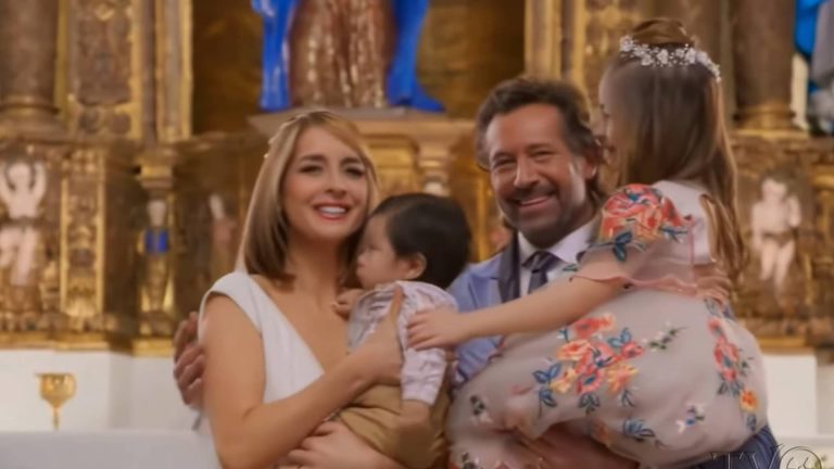 Meu Caminho é Te Amar: Último capítulo tem vilã queimada, malvado preso e casamento