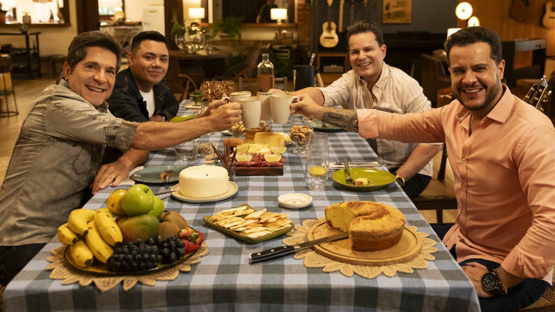 Felipe Araújo e João Neto & Frederico no Viver Sertanejo