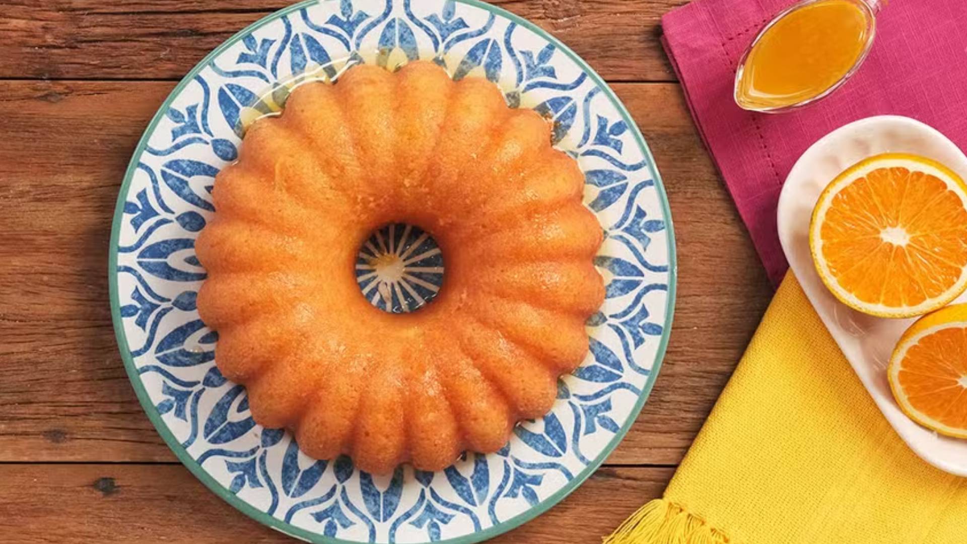 Bolo de laranja molhadinho