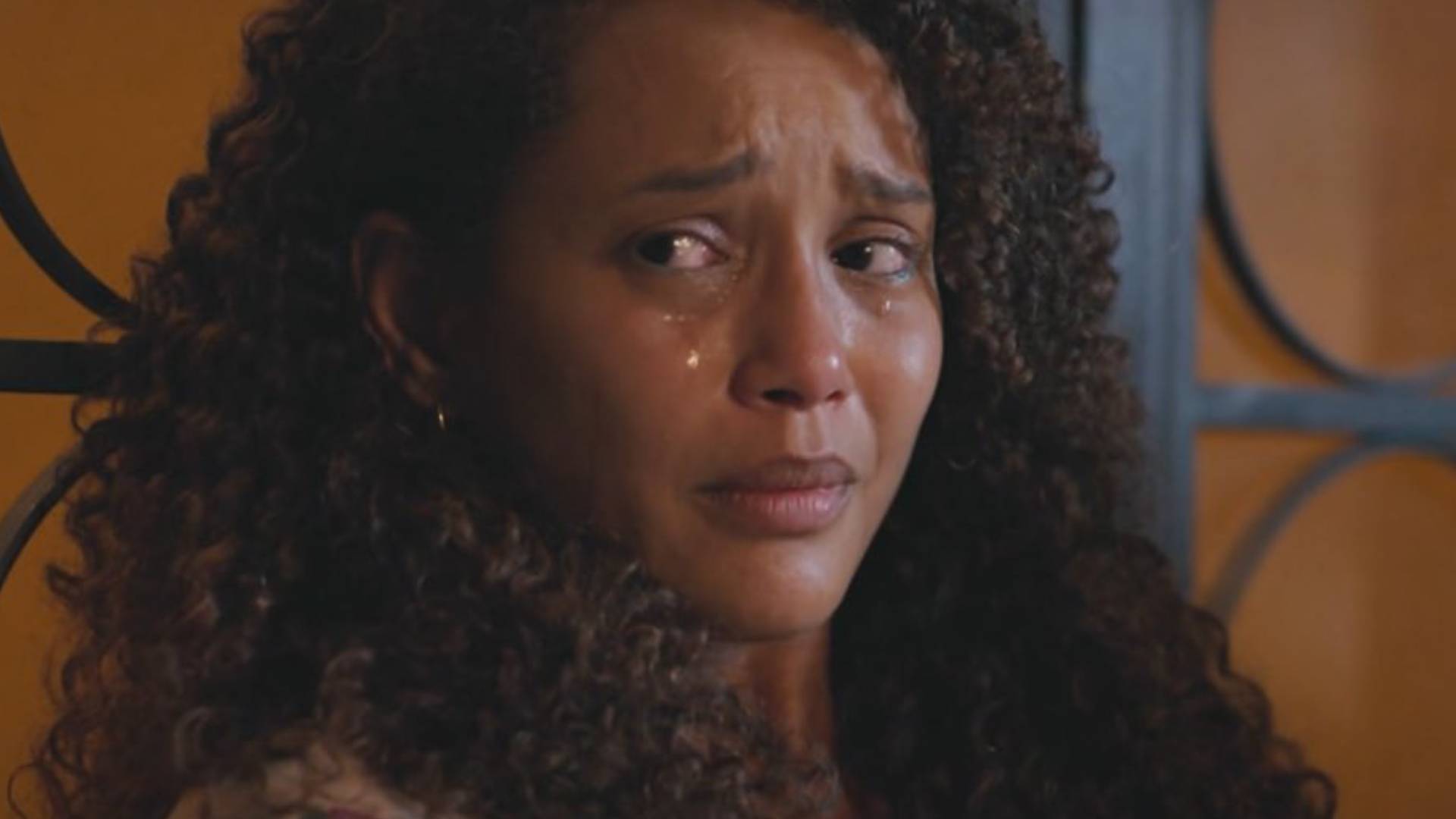 Raquel humilhada em Volta Por Cima