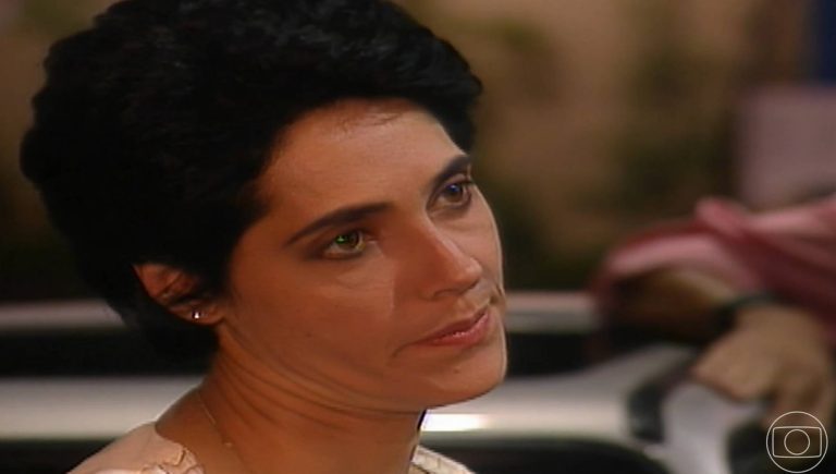 Diná na novela A Viagem
