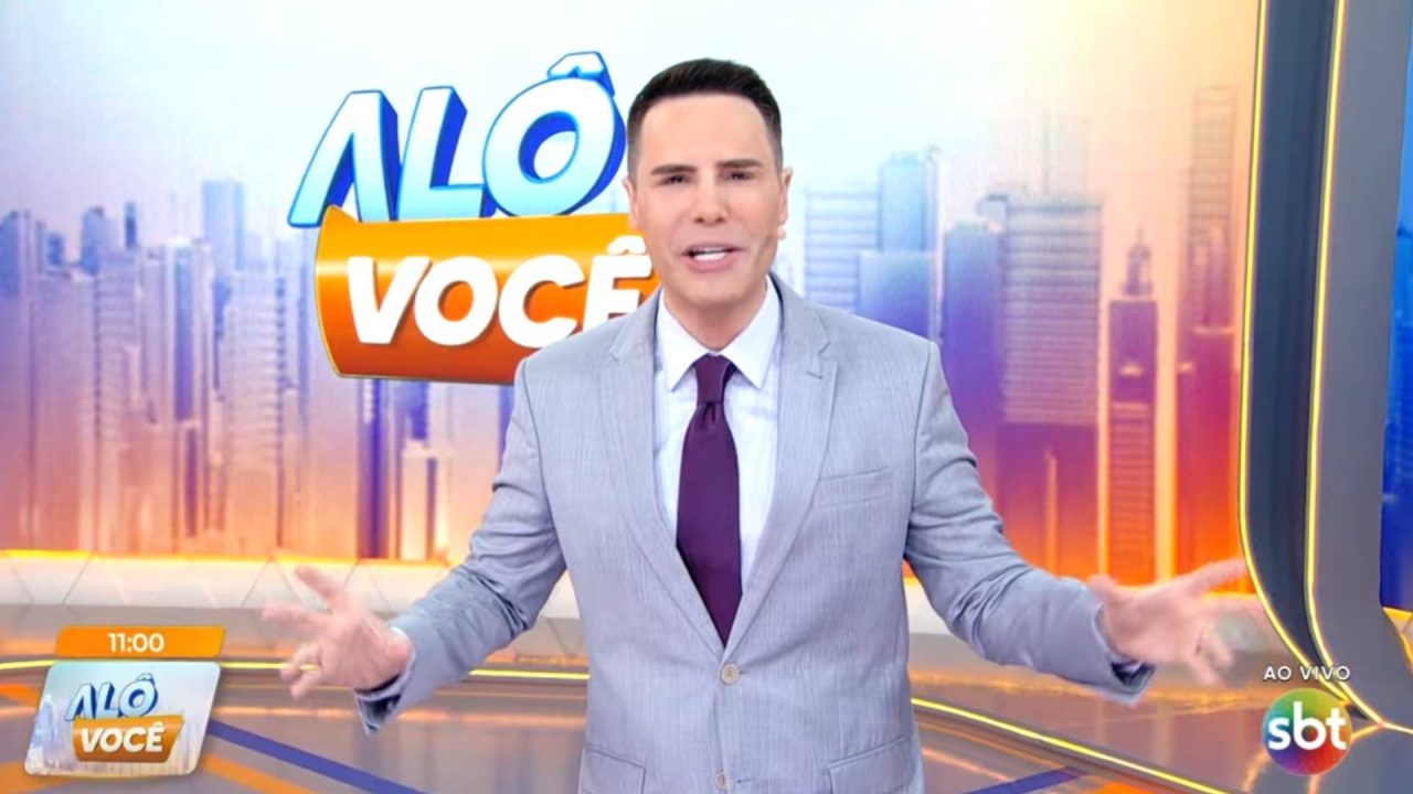 Luiz Bacci na estreia do Alô Você