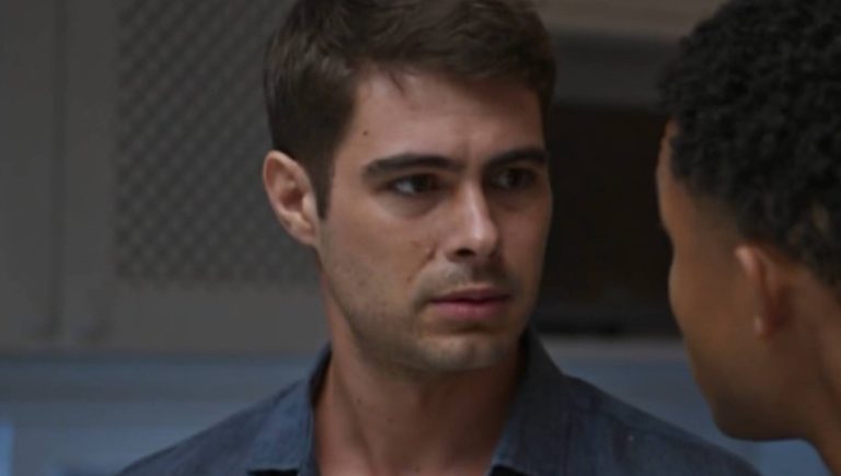 Davi enfrenta Samuel em Dona de Mim
