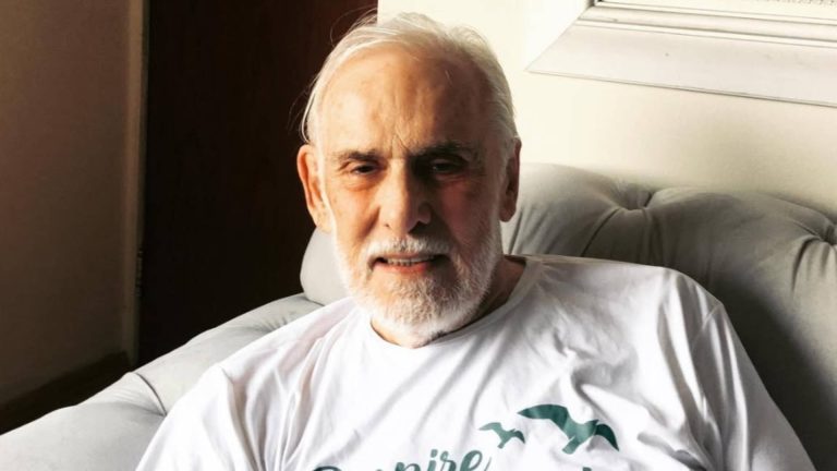 Francisco Cuoco, aos 91 anos, enfrenta dificuldades de locomoção; veja como ele está
