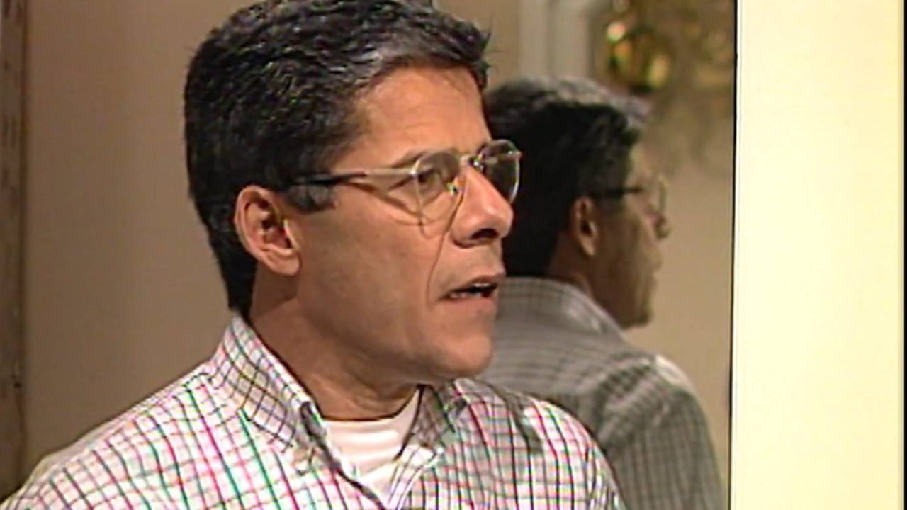 Carlos se surpreende em História de Amor
