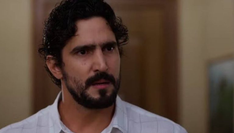 Ivan fica indignado em Vale Tudo