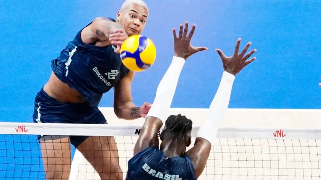 Darlan ataca pela Seleção Brasileira de Vôlei nos Jogos de Hoje