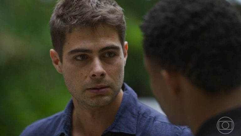 Davi e Samuel brigam em Dona de Mim