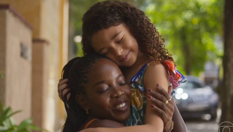 Leo e Sofia em Dona de Mim