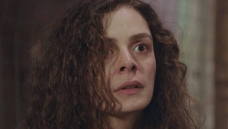 Bahar flagrada em Força de Mulher