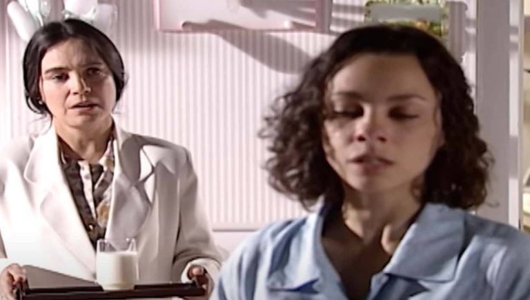 Helena e Joyce brigam em História de Amor